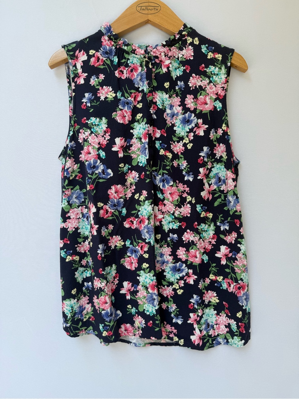 Talbots Navy Floral Ruffle Neck Sleeveless Blouse Petite Medium MP NWOT